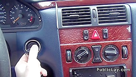 Dude fucks amateur babe in the car in public Dude fucks amateur babe in the car in public