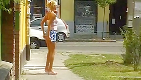 Crazy flashing movie with public scenes 1 Crazy flashing movie with public scenes 1