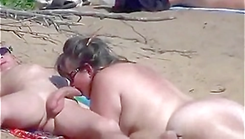 Nude Beach - Public Blowjobs