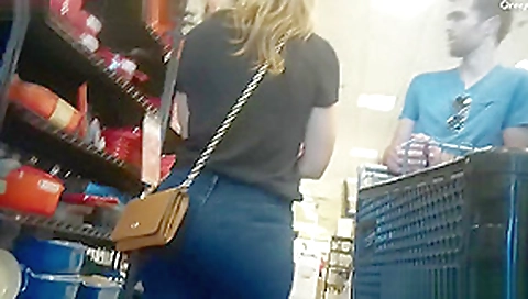 Candid Pawg with frenchtip toes and face shots Candid Pawg with frenchtip toes and face shots