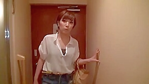 Exotic Japanese model Anri Hoshizaki, Riko Yuzuha, Chloe Fujisaki in Incredible Cunnilingus, Facial JAV clip