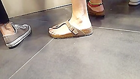 Her sexy long legs long feets toes anklets