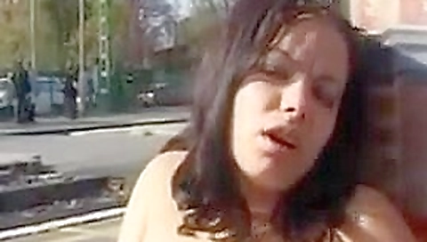 Pisseuses in public - 3 of 4 Pisseuses in public - 3 of 4