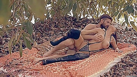 Dark-haired Bombshell Gets Fucked In The Woods With Sandee Westgate And Jared Grey Dark-haired Bombshell Gets Fucked In The Woods With Sandee Westgate And Jared Grey